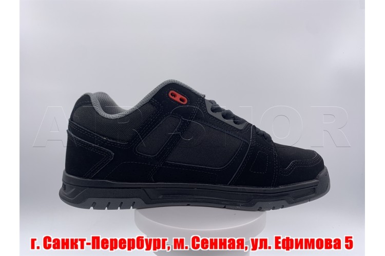 DC Shoes Stag Trainers Black Red Дутыши